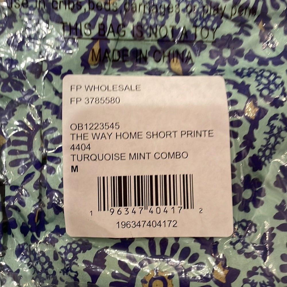 Free People Movement (FP) The Way Home short size Medium - Picture 4 of 6